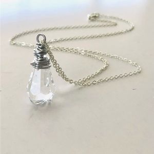 Glass Crystal Rose Bud Necklace - 17 inch silver plated chain - New - NWT